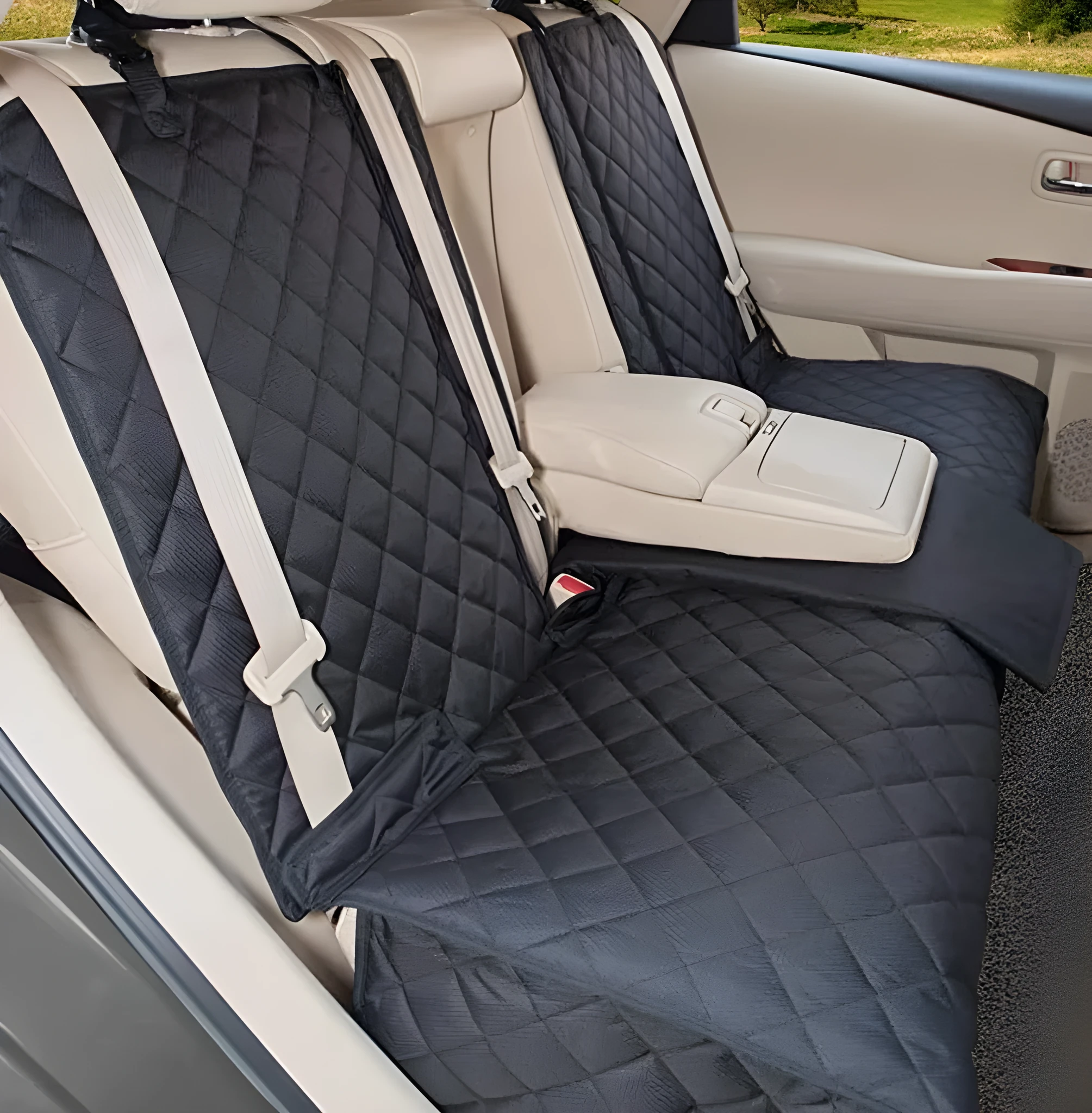 Black pet car seat cover with thick cushion and non-slip net on rear seat, 600D Oxford cloth, size 134.62 x 121.92 cm