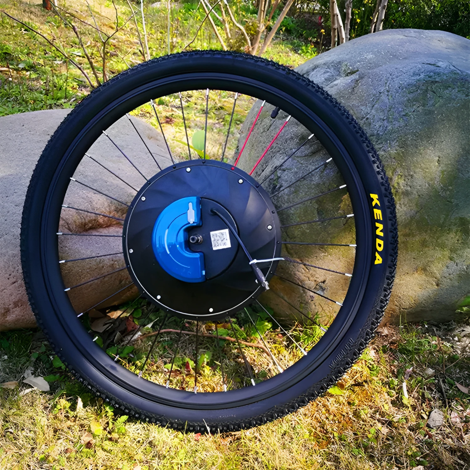Yunzhilun 26-inch bicycle electric conversion kit showing hub motor wheel, lithium battery pack, and charger.