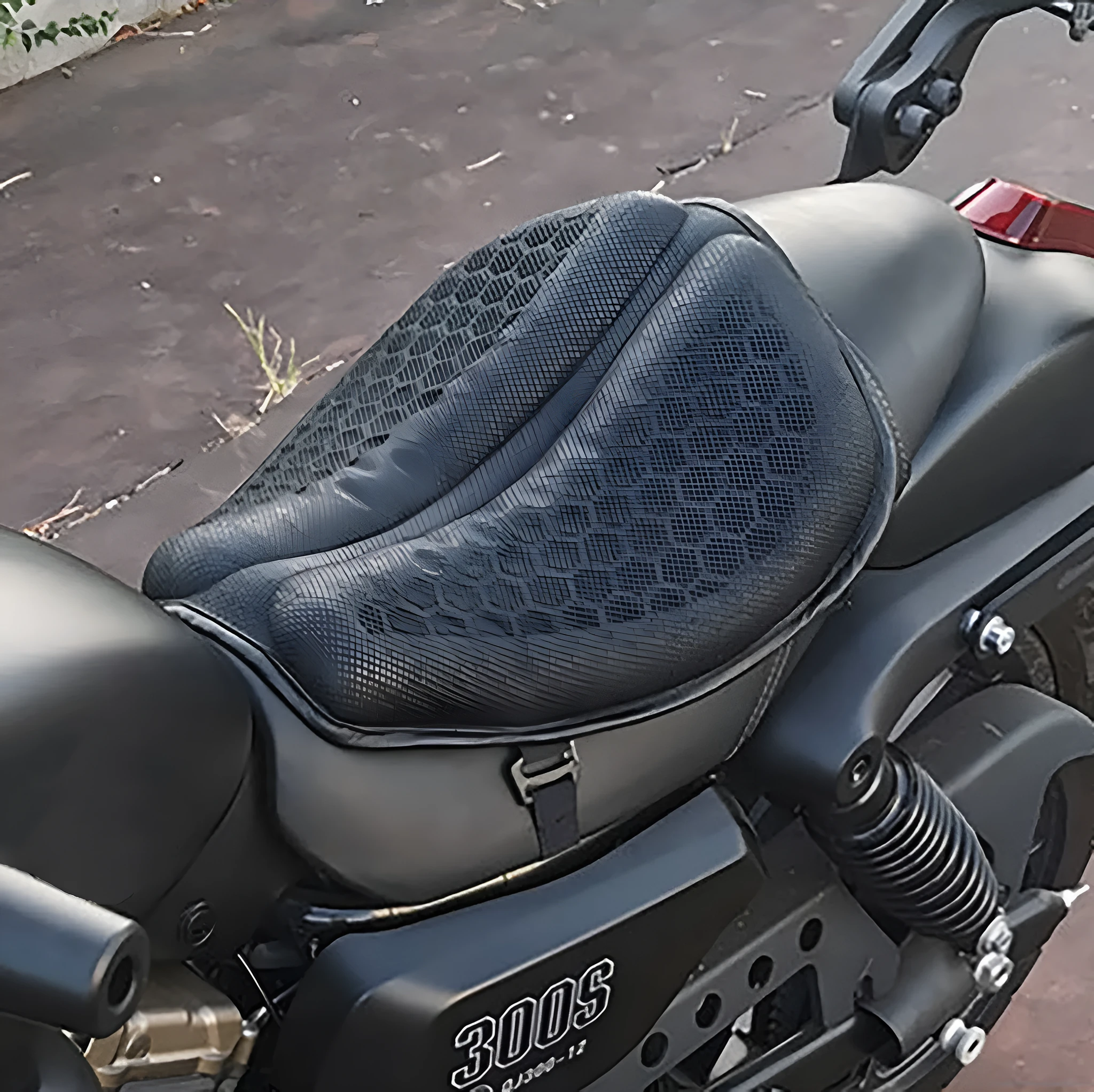 Upgraded petal style motorcycle cushion with shock absorption, thickened padding, sun proof and breathable TPE PVC construction