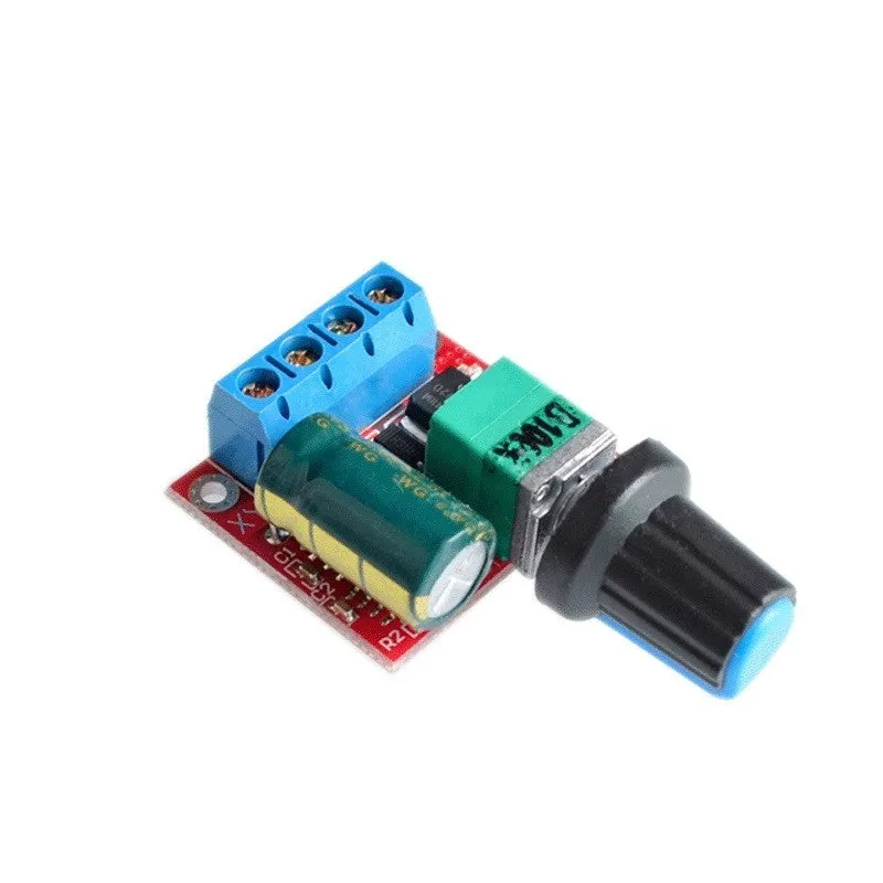 PWM DC motor speed controller with adjustment knob, compact 30mm x 26mm dimensions for 5V-35V operation