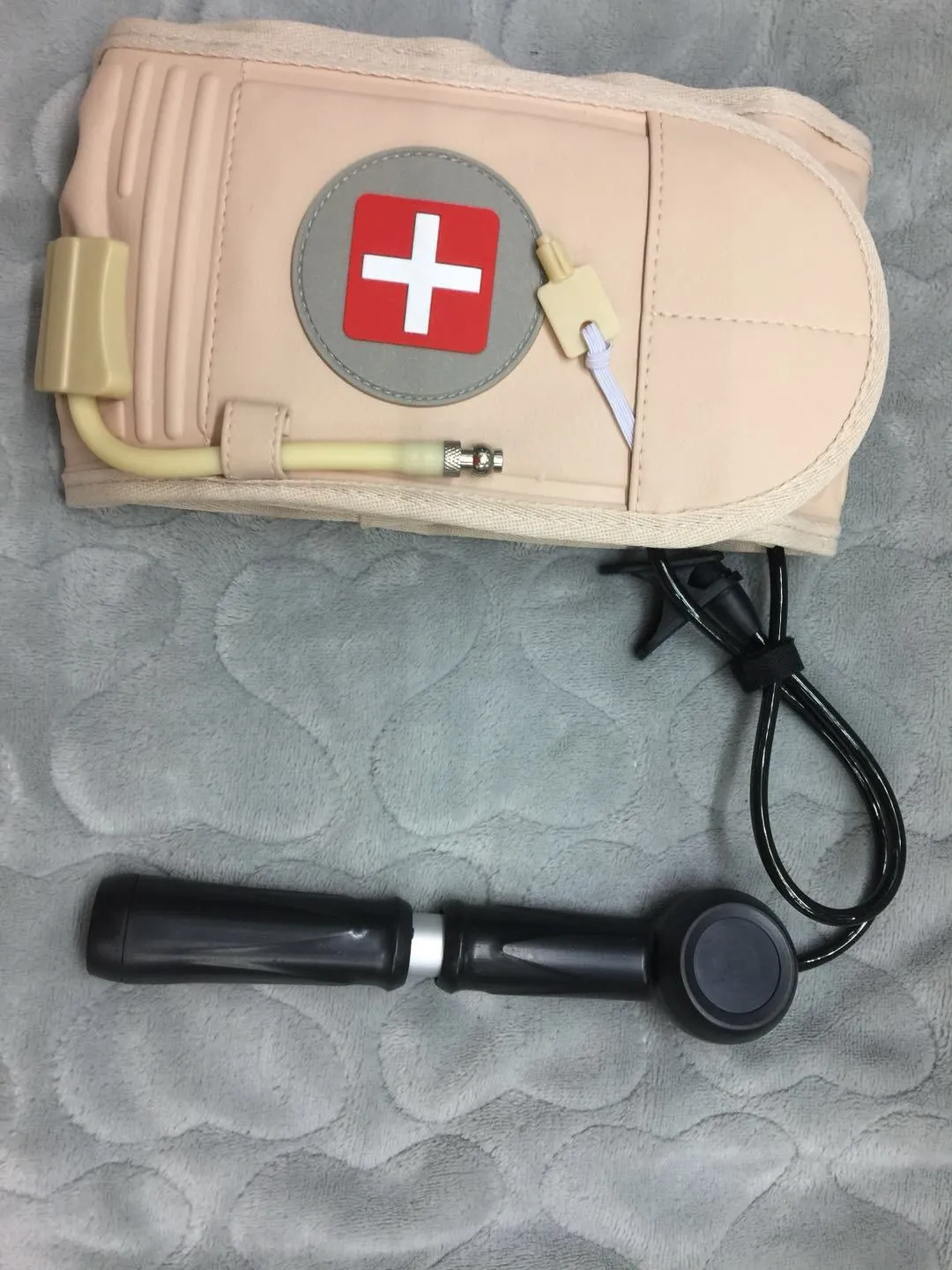 Waist air traction brace belt with inflatable ball for lumbar support and back massage