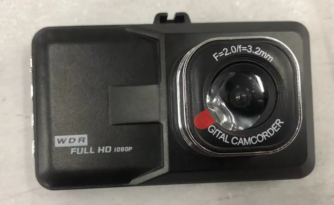 140 degree wide angle 12MP mini driving recorder with TF card slot and USB interface