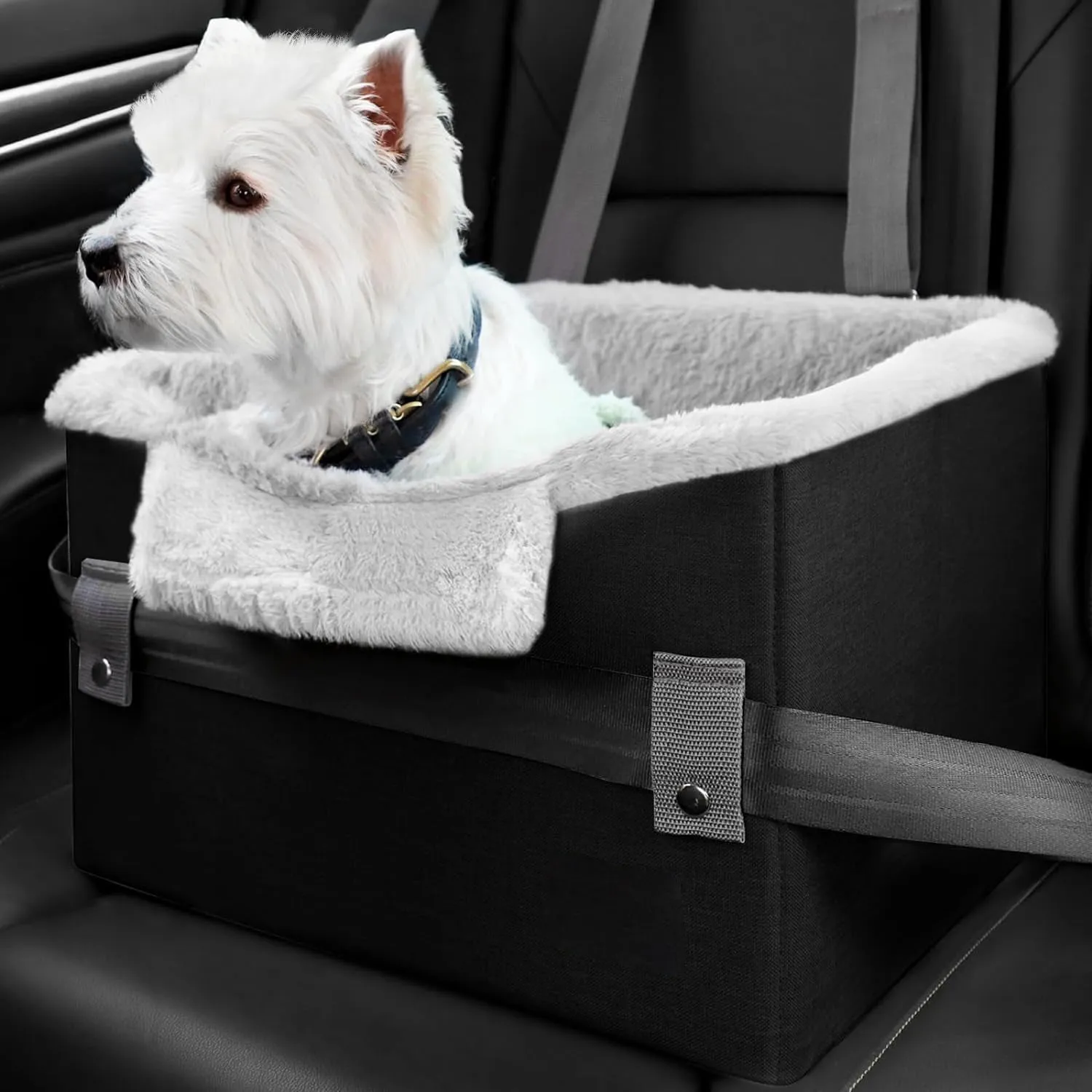 Small dog car seat in grey with safety buckle and fleece lining, measuring 40.6 x 33 x 28 cm