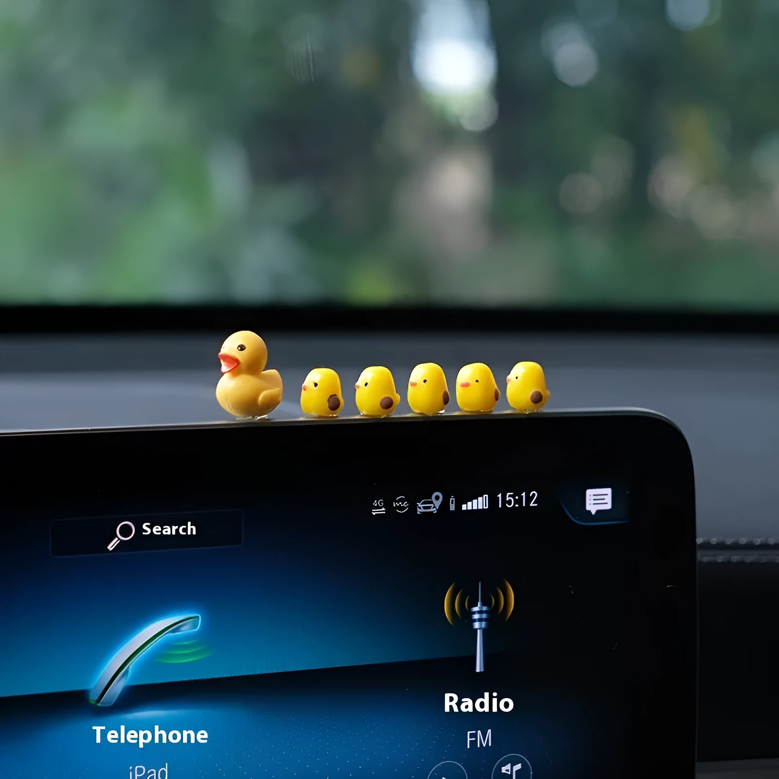 Set of small plastic yellow duck cartoon ornaments for car dashboard decoration