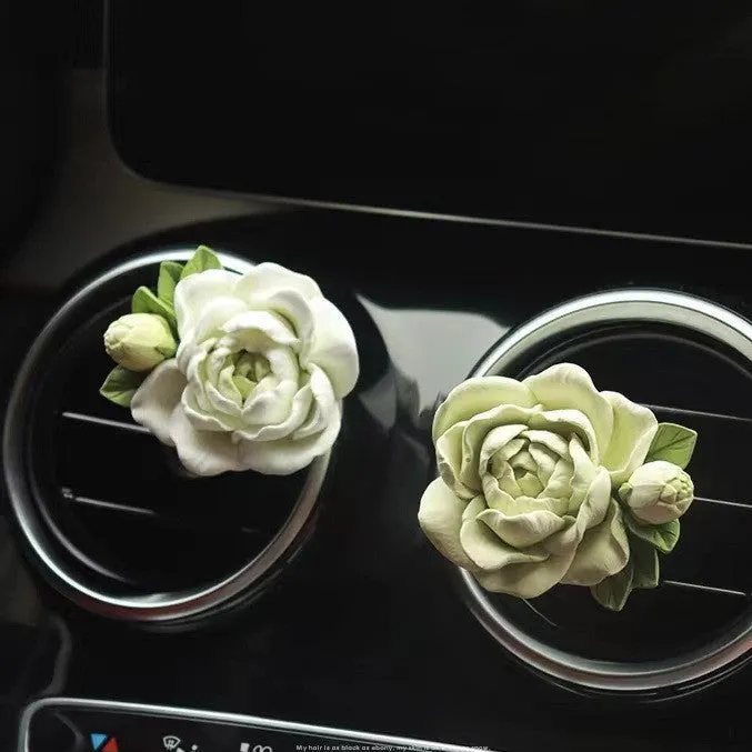 Gypsum car vent clip air freshener measuring 5x4.5cm with jasmine essential oil bottle