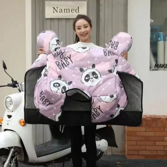 Fleece-lined thickened Oxford cloth windshield for tricycle or motorcycle, colour Bear pattern, integrated shape