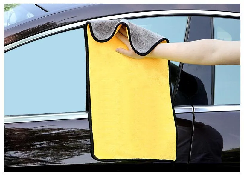 Thickened double-sided microfiber car wash towel in front bright yellow and back gray, 30x30cm