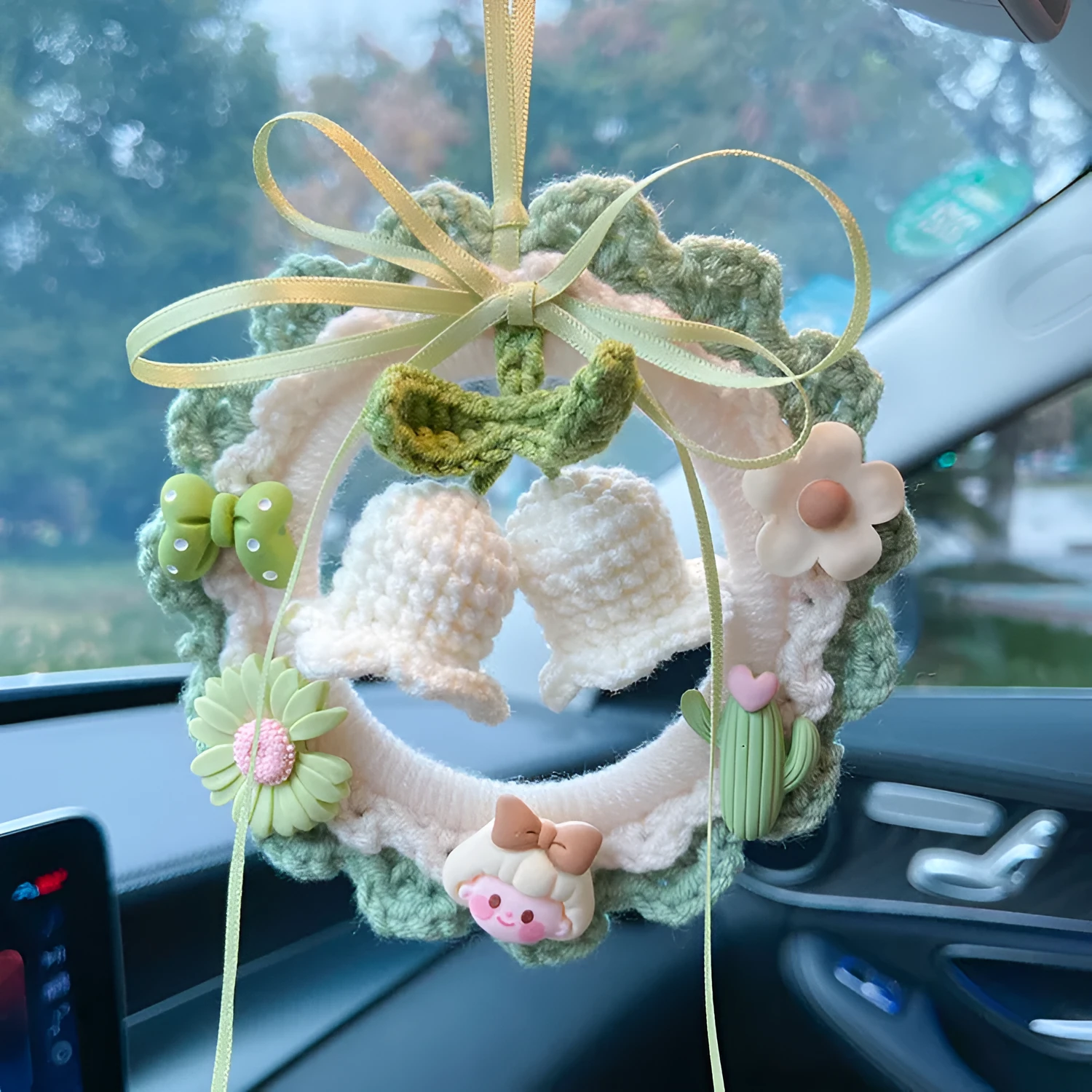 Green woven wool bell orchid car pendant hanging with dream catcher decoration