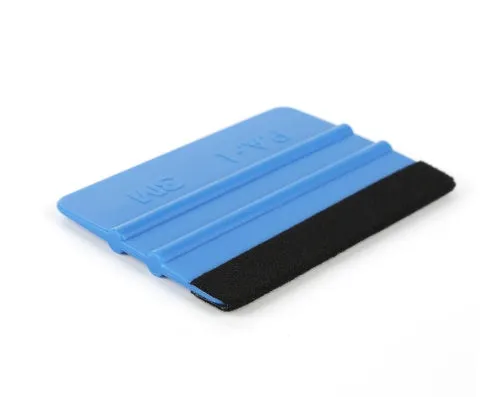 Blue automotive film scraper made from PP plastic, measuring 125x80mm, designed for car decal removal