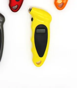 Kuiying high-precision digital tyre pressure gauge with backlit LCD display in black colour