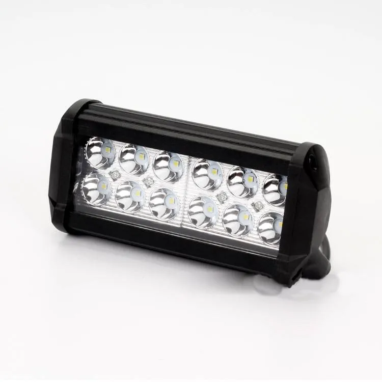 Black aluminium 36W LED work light with spotlight and floodlight optics, 165x70x80mm size, IP67 rated