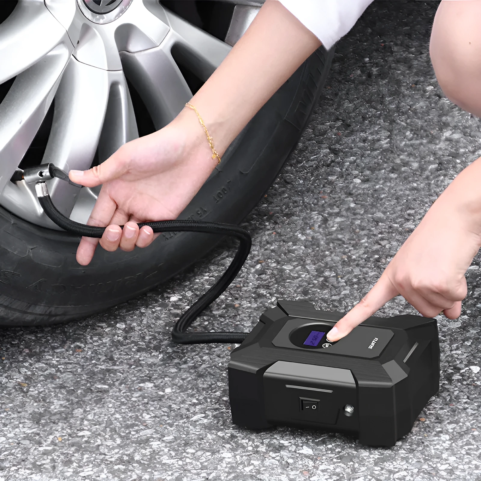 Portable car mini SUV air pump with digital display, LED light, and 300cm power cord
