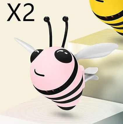 Little bee shaped car vent clip in yellow with metal alloy perfume seat and solid fragrance tablet