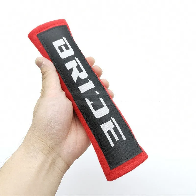 Car shoulder sleeve protection mat set in black, blue, or red colours showing sponge cloth embroidery weaving construction