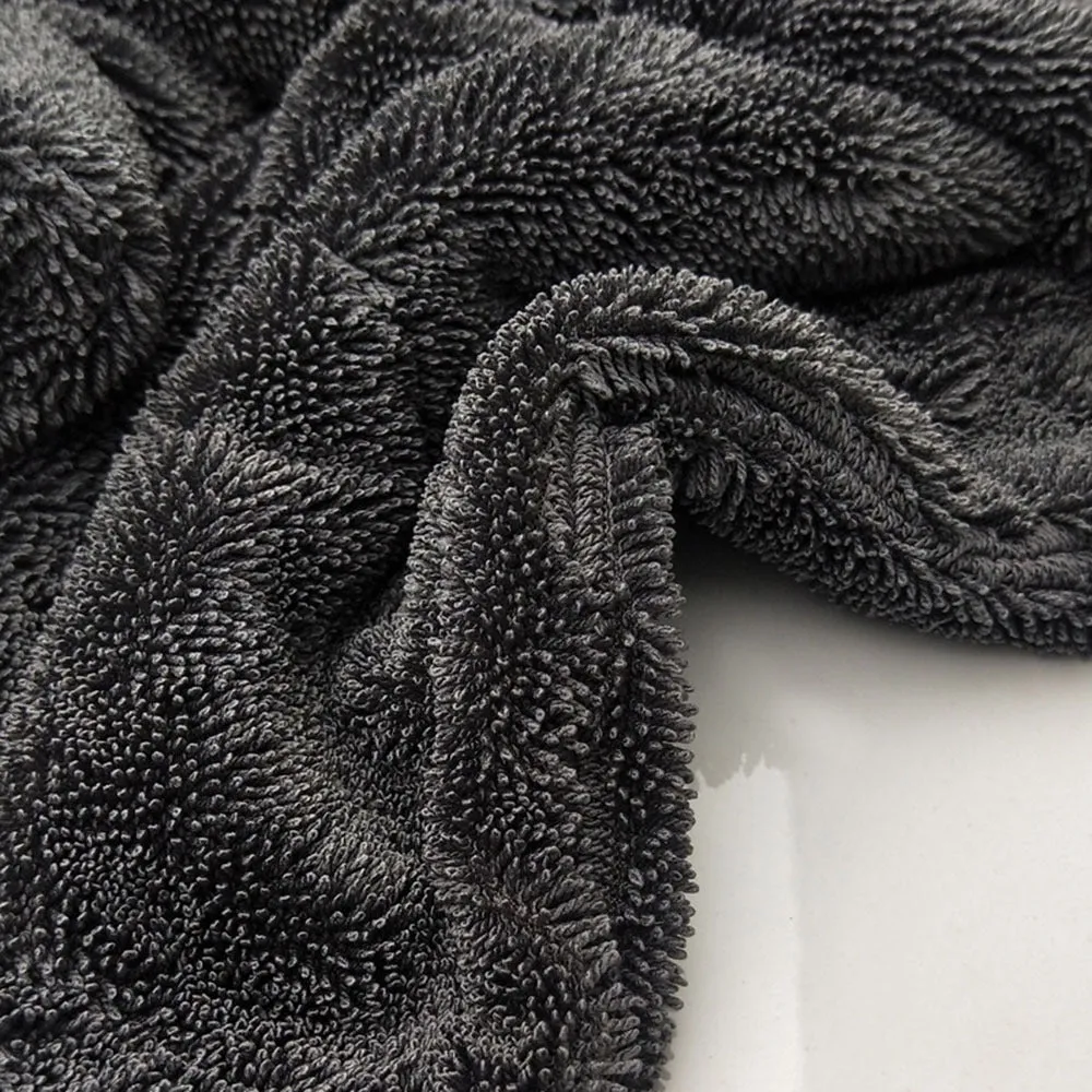 Grey microfiber car wash towel measuring 40 by 40 centimetres