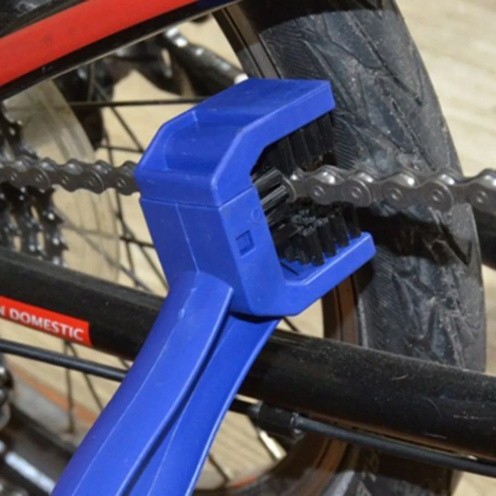 Blue plastic chain cleaning brush for bicycle motorcycle chain and crankset cleaning
