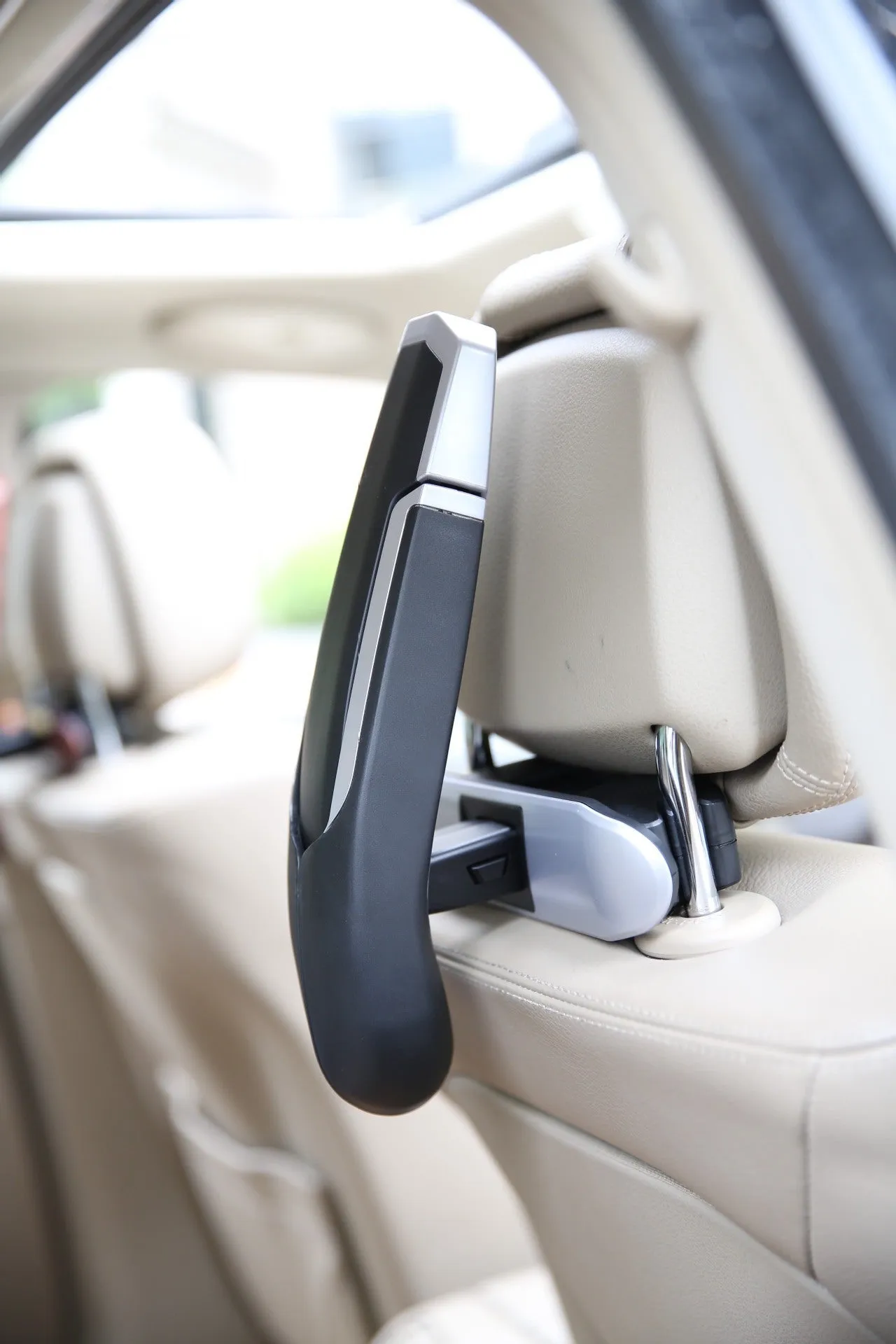 Matte black silver edge plastic car hanger for automotive interior decoration