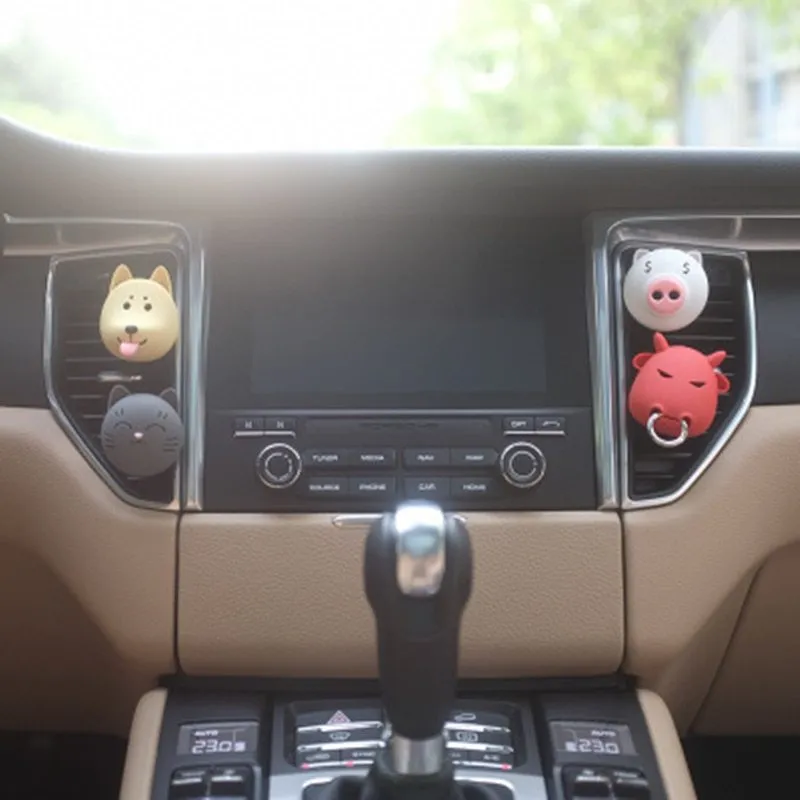 Cute cartoon car perfume holder in Lucky Meow style made from ABS plastic with magnet for car vent