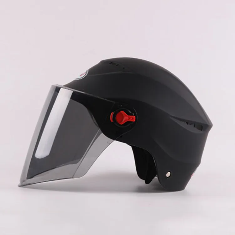 Electric vehicle helmet made of engineering plastic, universal size, in black, for battery bike riding