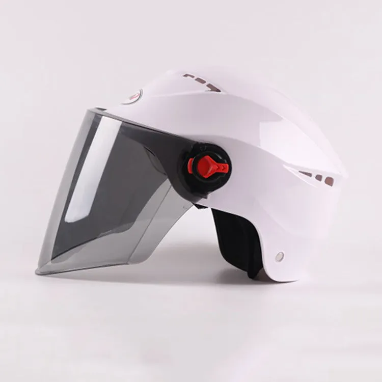 Electric vehicle helmet made of engineering plastic, universal size, in black, for battery bike riding