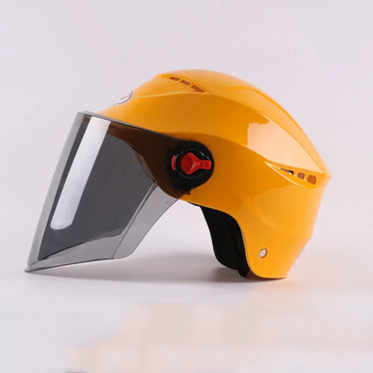 Electric vehicle helmet made of engineering plastic, universal size, in black, for battery bike riding