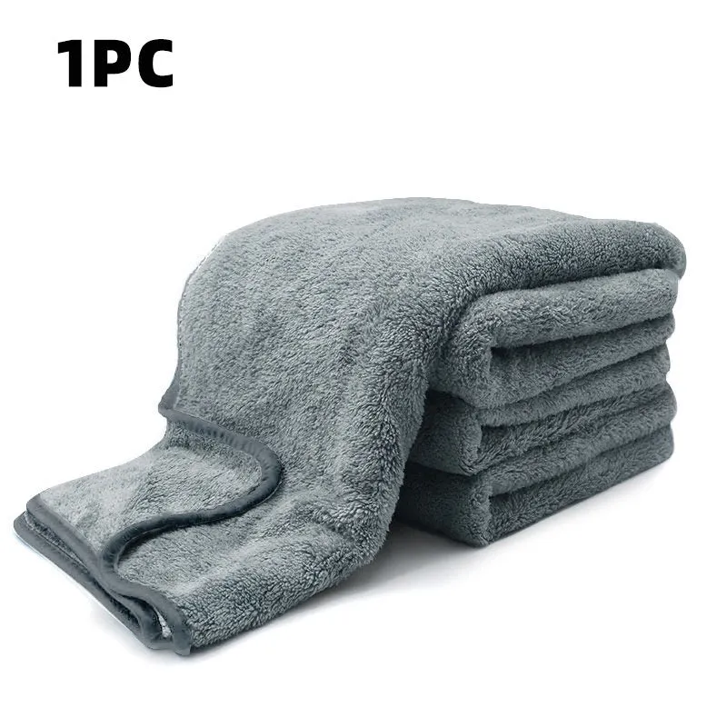 Microfiber car wash towel shown in three size variations: 75x35 cm, 60x40 cm, and 100x40 cm.