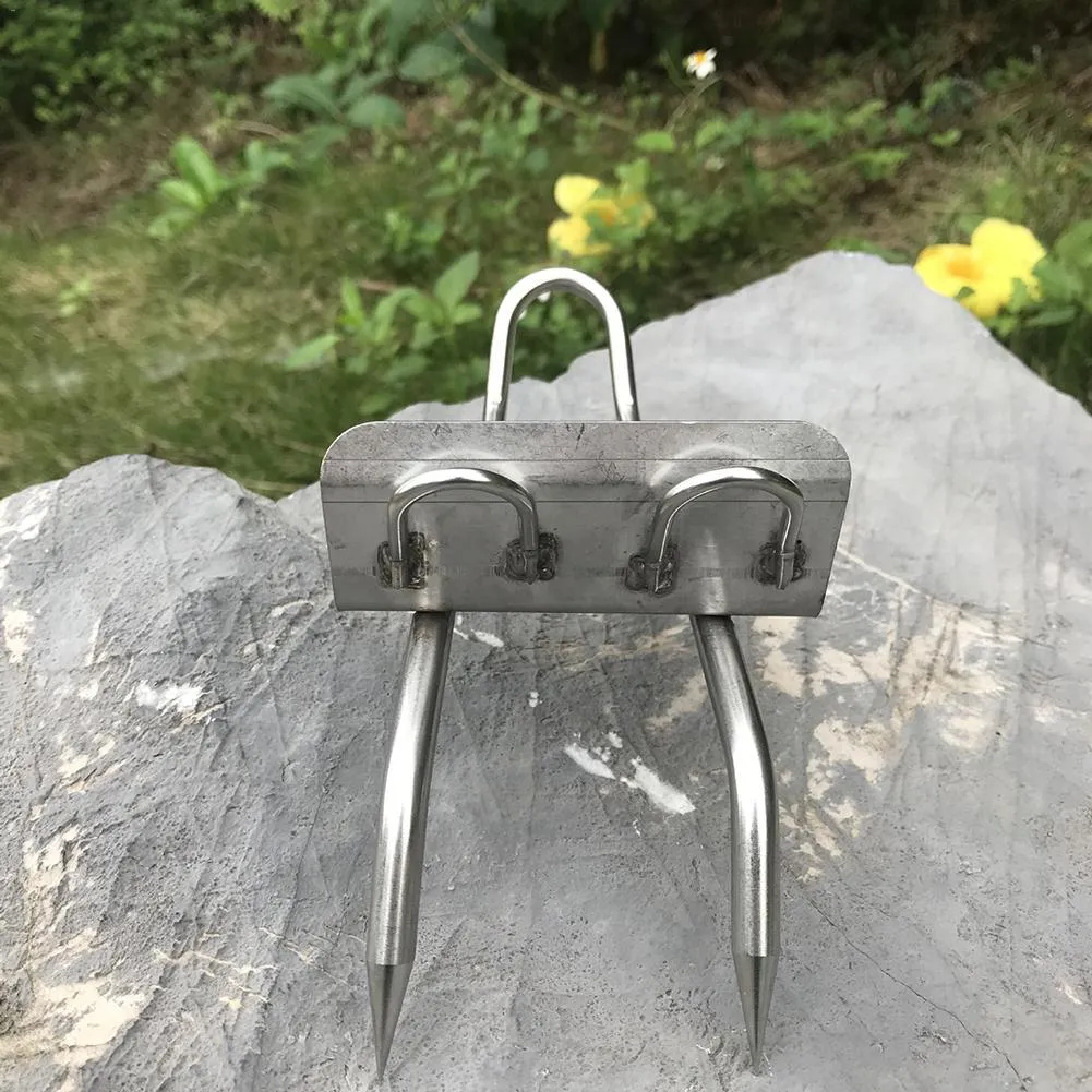 Tree climbing artifact non-slip feet in 304 stainless steel with sharp claws and fastening straps
