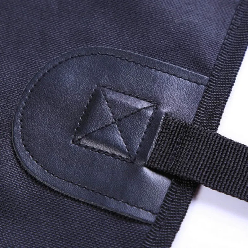 Black Oxford cloth car pet mat measuring 135x120cm with zipper fastening for rear seat protection