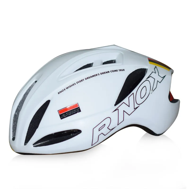 Road mountain bike cycling helmet aerodynamic windproof lightweight 290g 11 vents one-piece moulding black