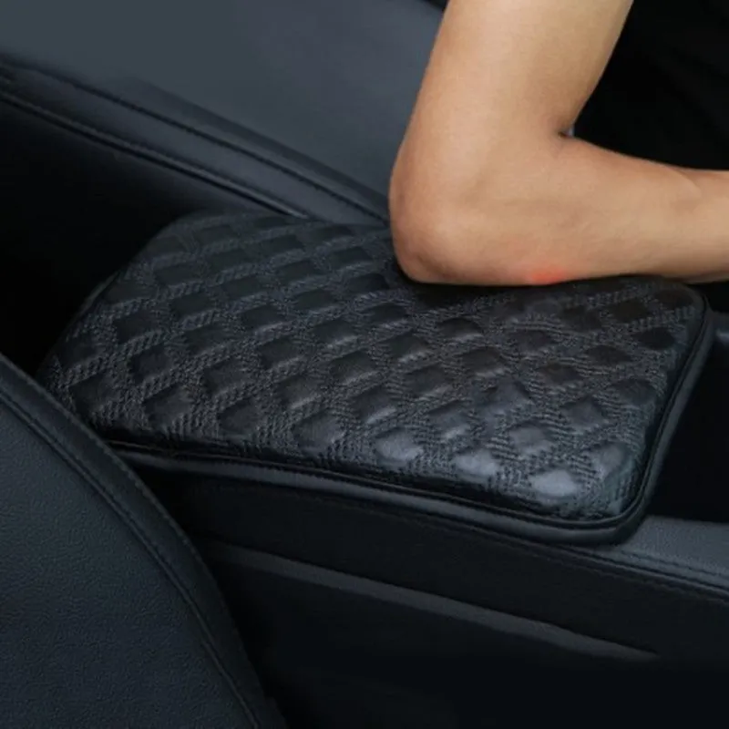 Universal car armrest box cushion in black leather and sponge for interior central armrest