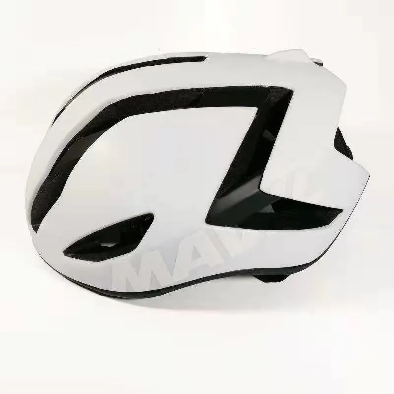 2019 one-piece bicycle helmet for men women mountain road bike outdoor sports safety helmet 280g M size 54-60cm