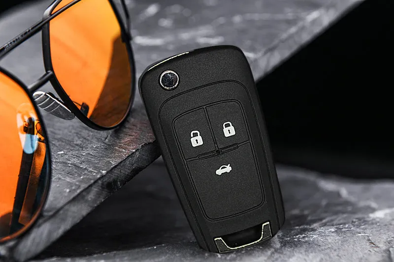 Opel car remote control folding key shell replacement with 2 buttons, made of copper and plastic