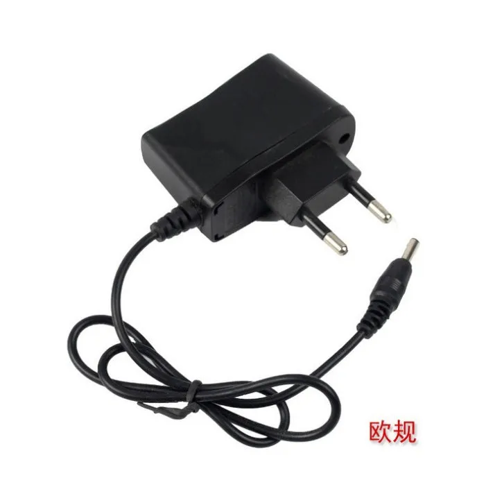 Black 18650 lithium battery charger with DC3.5mm plug for strong light flashlight direct charging