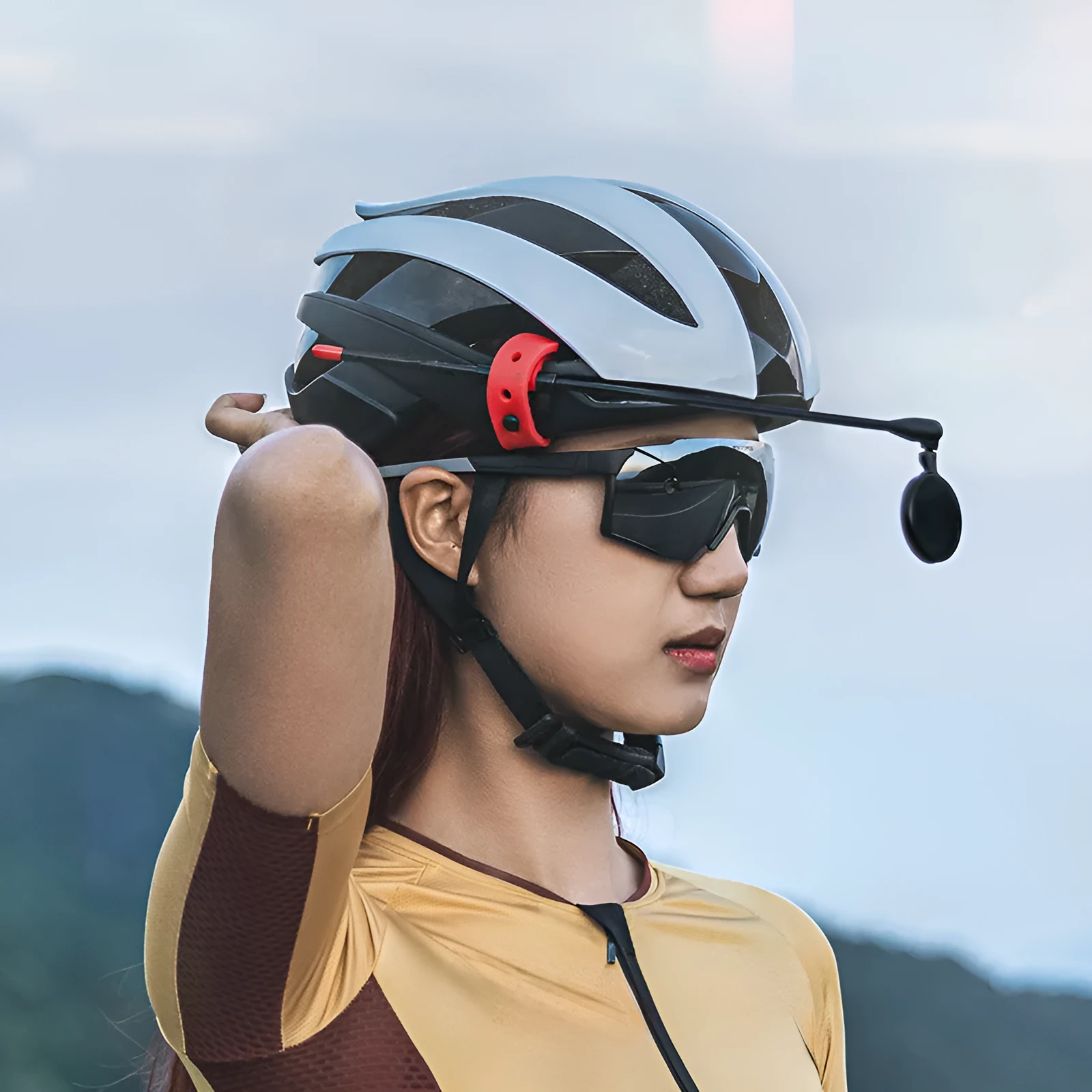 Bicycle helmet rearview mirror with acrylic mirror and aluminium rod in Black colour option