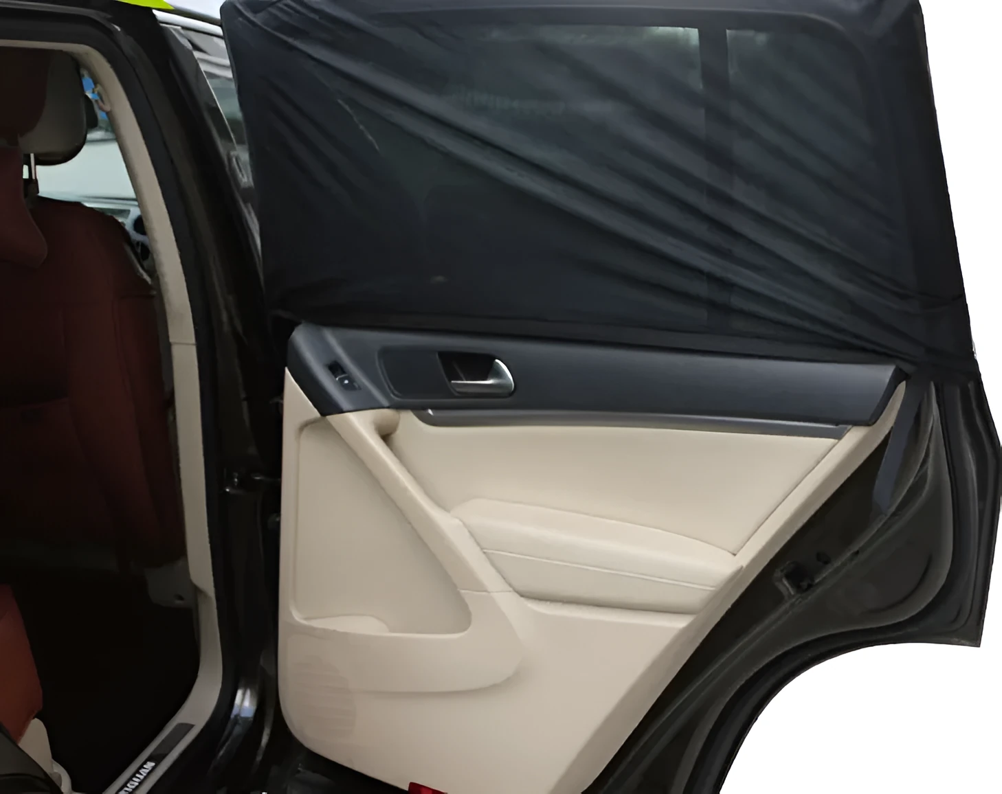 Black polyester mesh car sunshade side curtain placed on rear window, size L 75x45cm