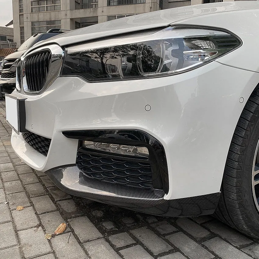 Pair of front Cornerite car stickers for BMW 5 Series G30 early M Sport 530i 2018-2020 carbon fibre pattern