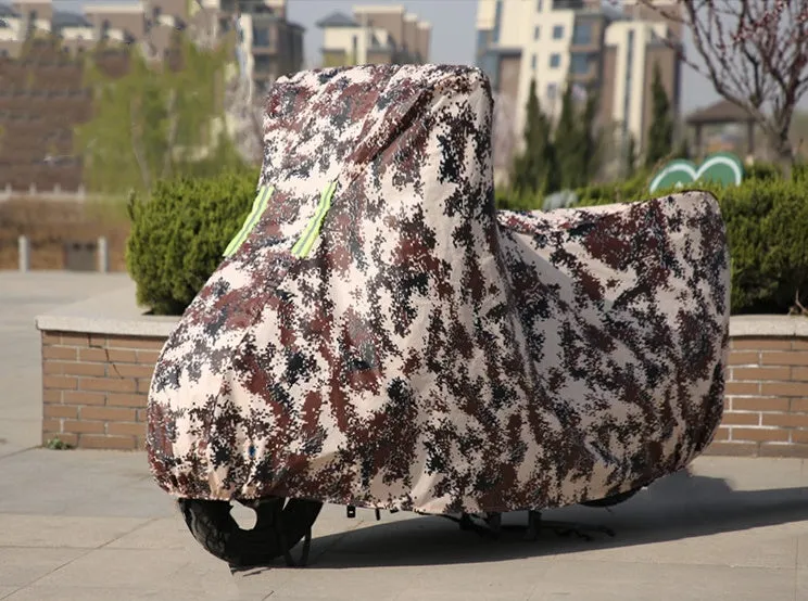 Motorcycle cover in nylon cloth, size M, shown in blue colour on a motorcycle