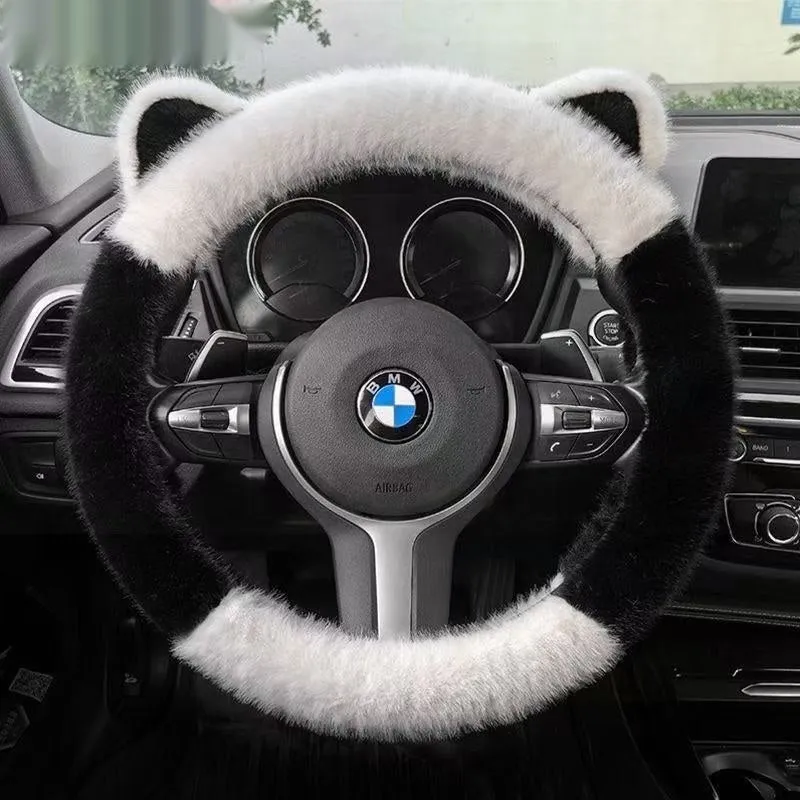 Car steering wheel cover in winter plush non-slip black white for 38 cm steering wheels