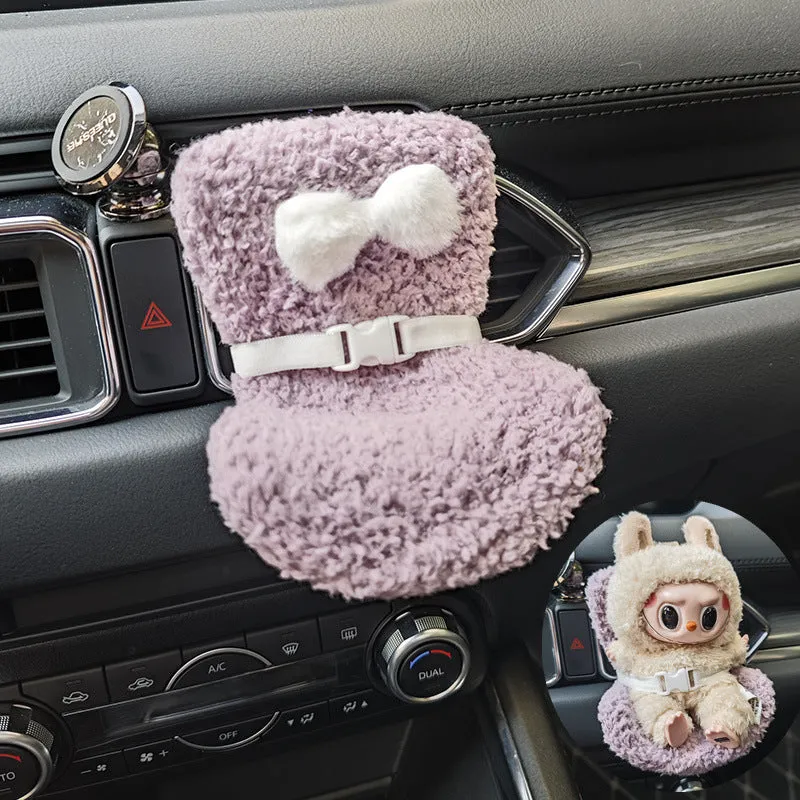 Plastic doll car safety seat ornament in plush Deluxe Edition colour with black safety belt