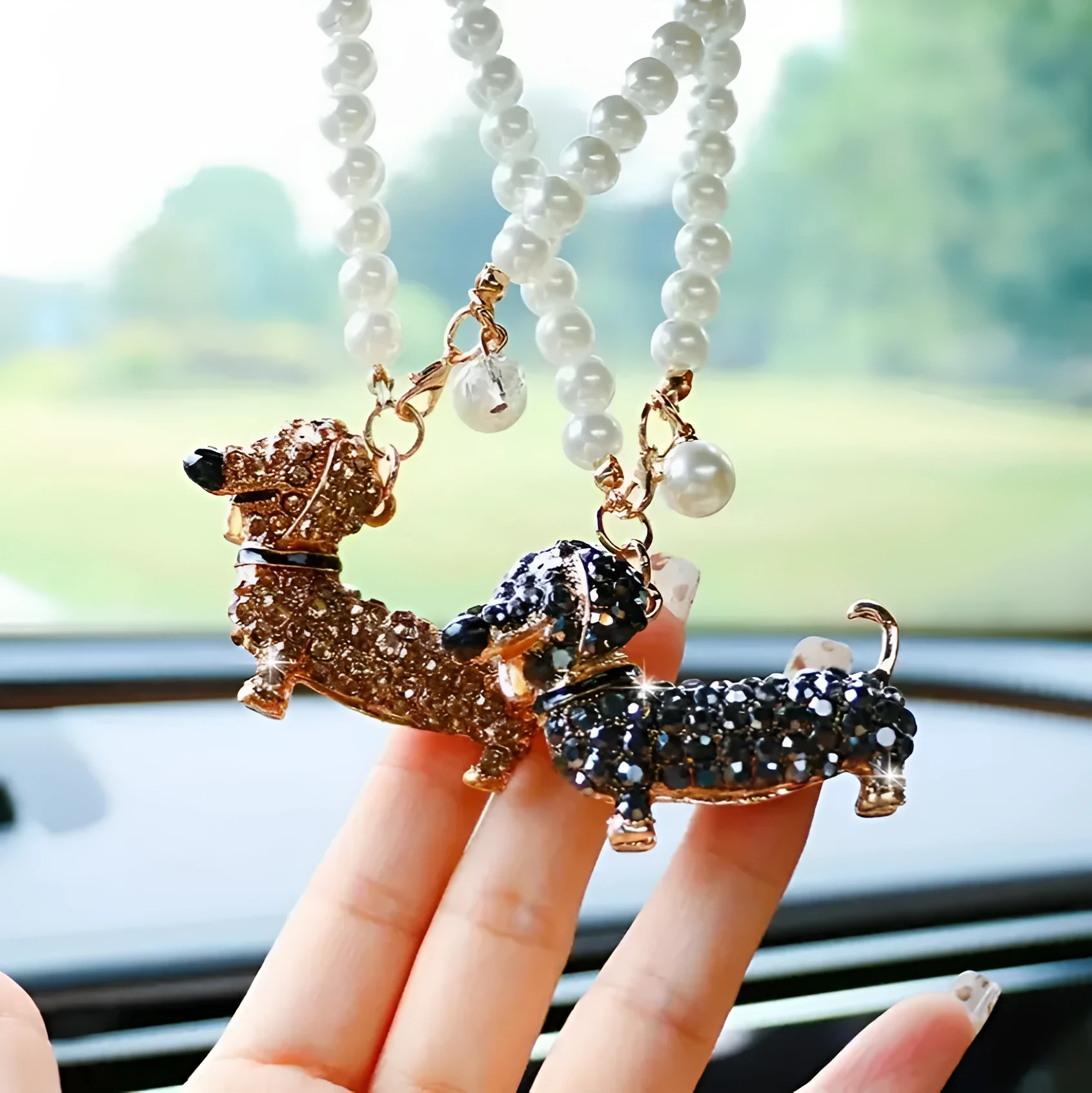 Diamond-embedded dachshund hanging car rearview mirror pendant in alloy light luxury style