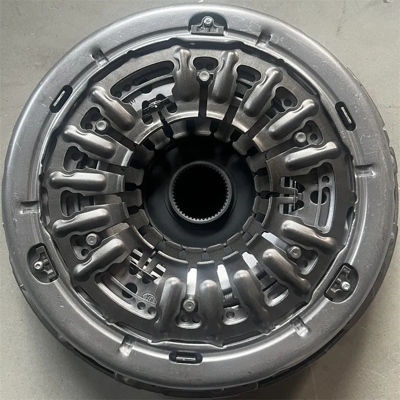 6DCT250 dual clutch and kit assembly with pickling plate construction for automatic clutch replacement