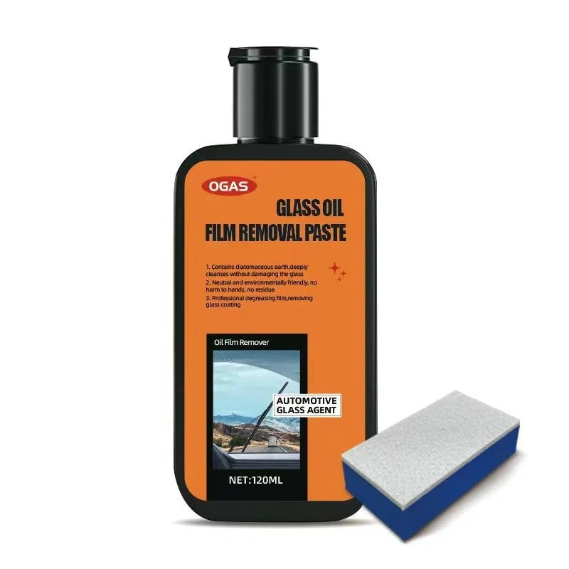Heavy-duty car glass degreasing cleaning paste for removing oil film and road grime on a windscreen
