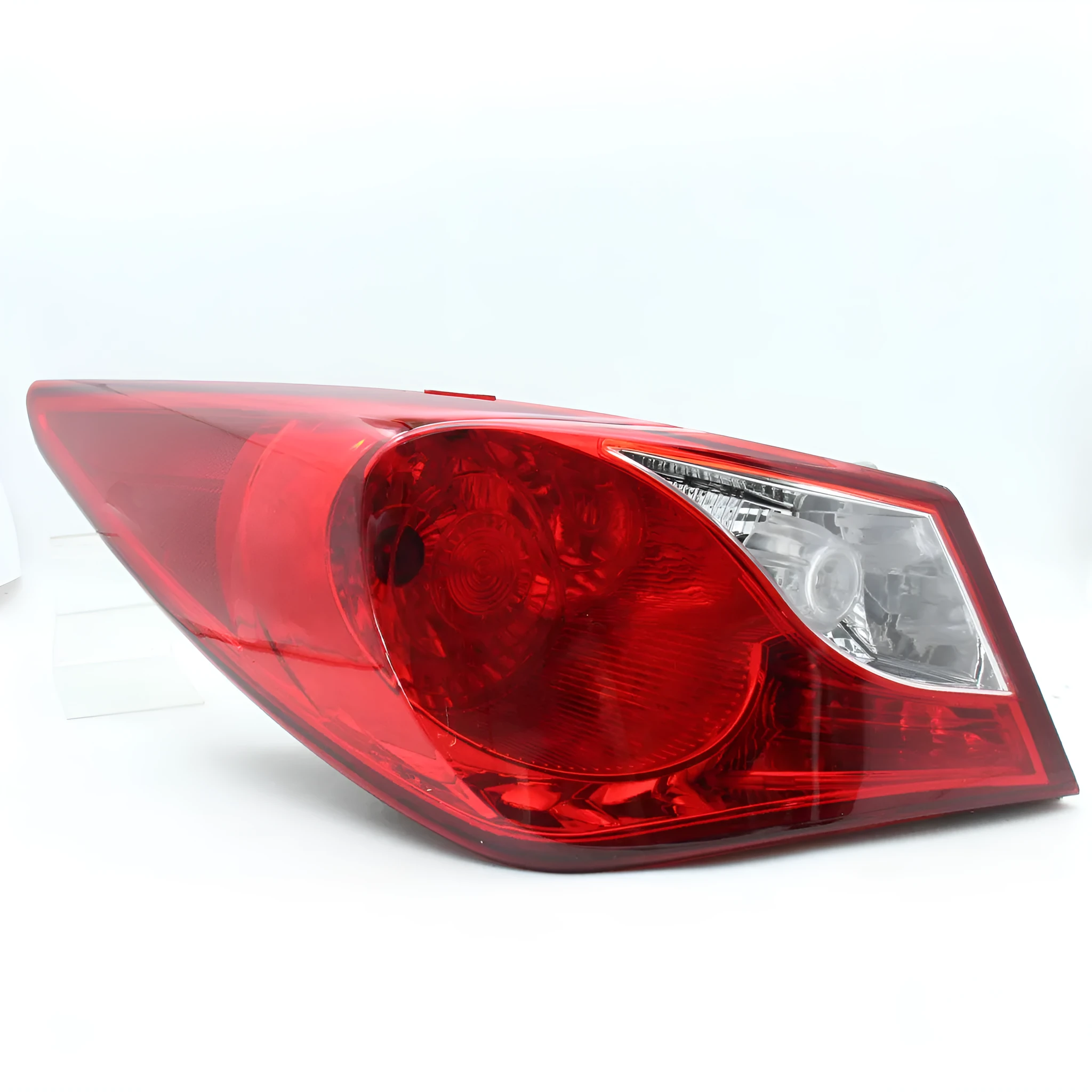 Left-side car taillight assembly for Hyundai Sonata 2011-2014 models with LED light source