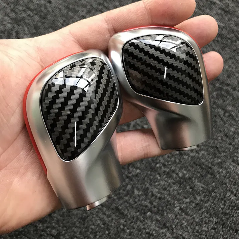Carbon fibre DSG gear side cover with chrome matt finish and leather gear knob