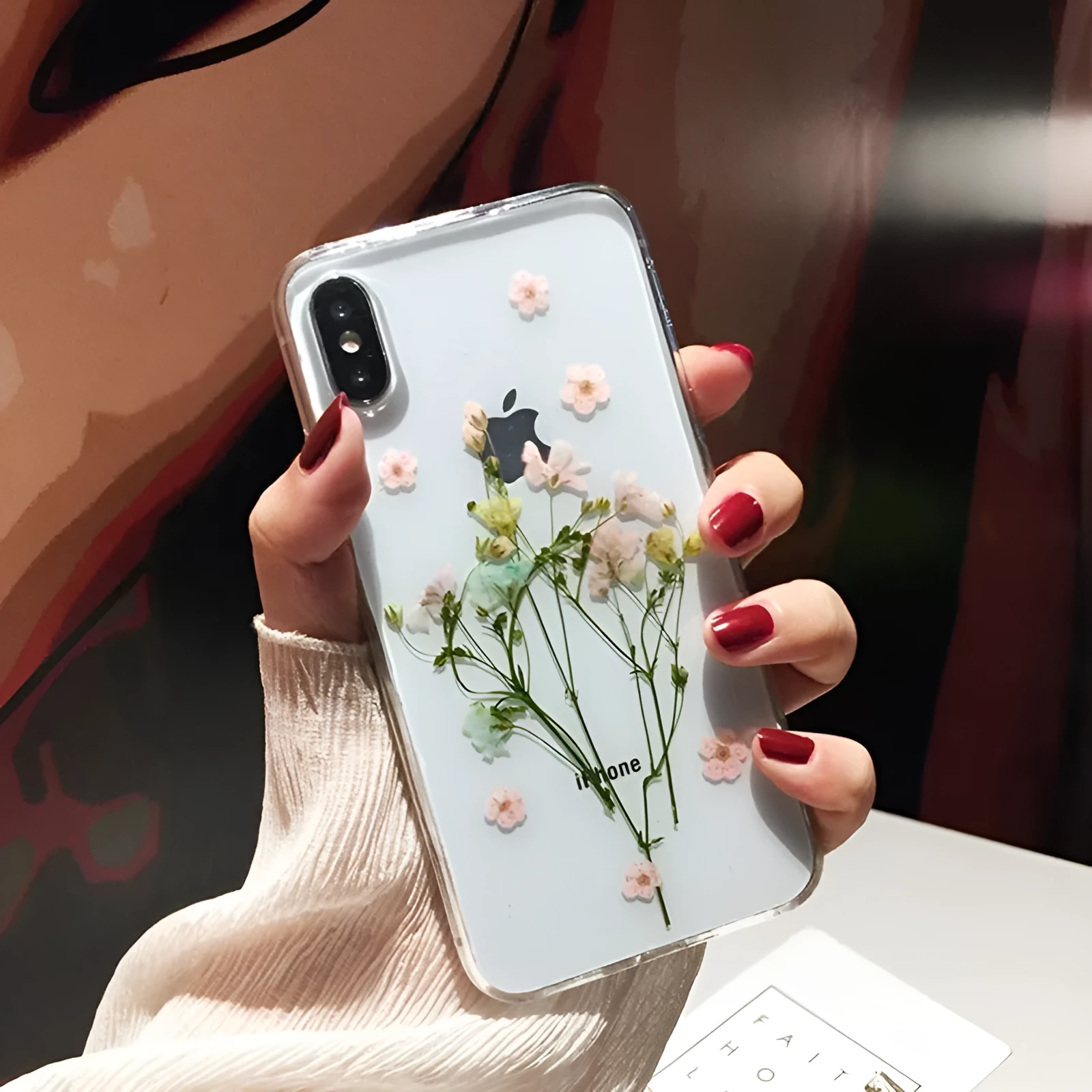 Qianliyao clear TPU iPhone case with dried real flowers in epoxy resin for iPhone protection