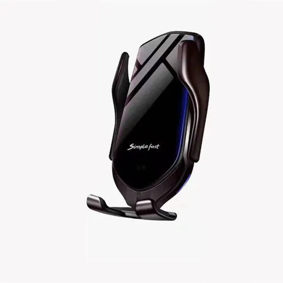 Magic Clip R3 car phone holder with dual charging ports mounted on dashboard
