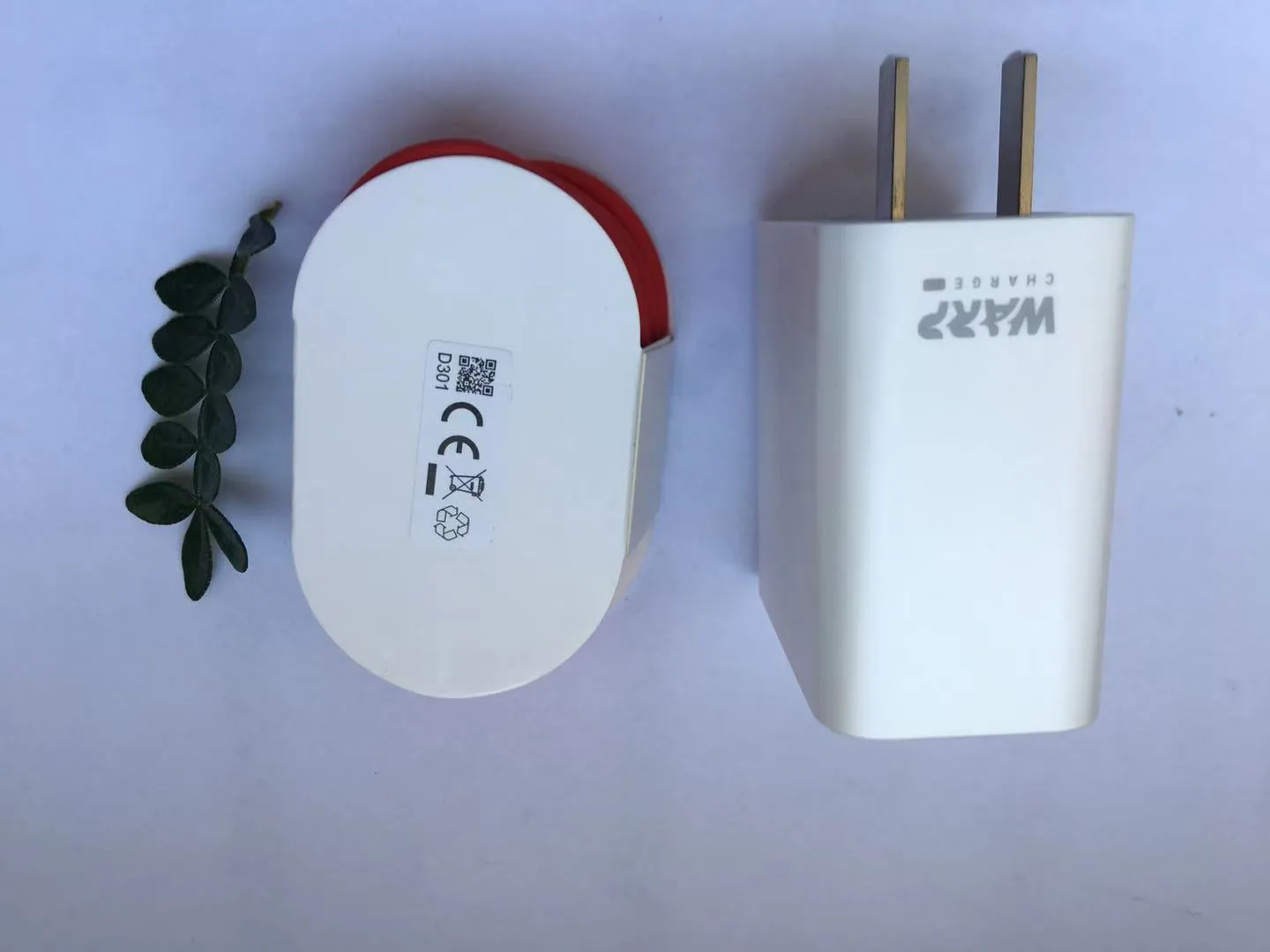 30W USB fast charger with 6A data cable showing charging head and 1 metre cable