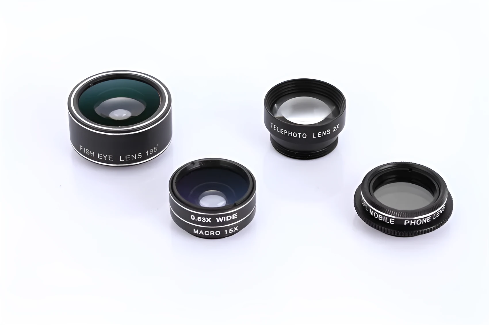 Five mobile phone lenses including fisheye, wide-angle, macro, telephoto and CPL filter with universal smartphone clip mount