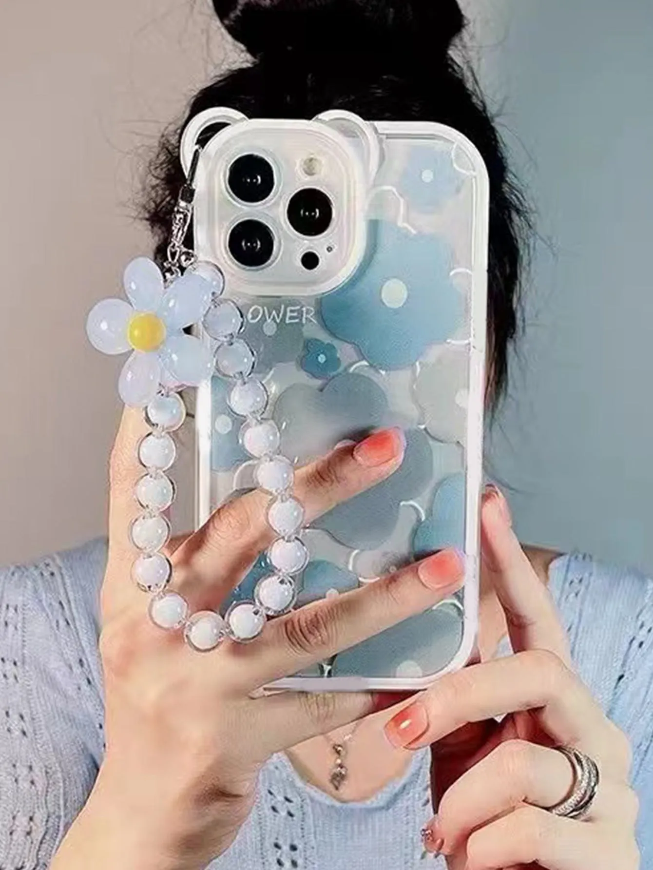 Floral bracelet TPU phone case for iPhone in Bear Ear Blue Flower design
