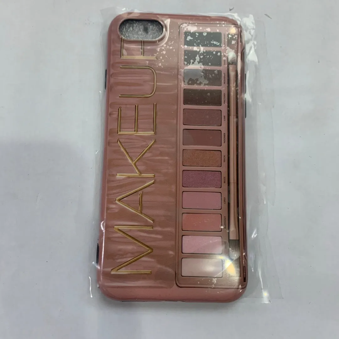Soft silicone iPhone case with eye shadow pattern in Flesh colour for iPhone 11.